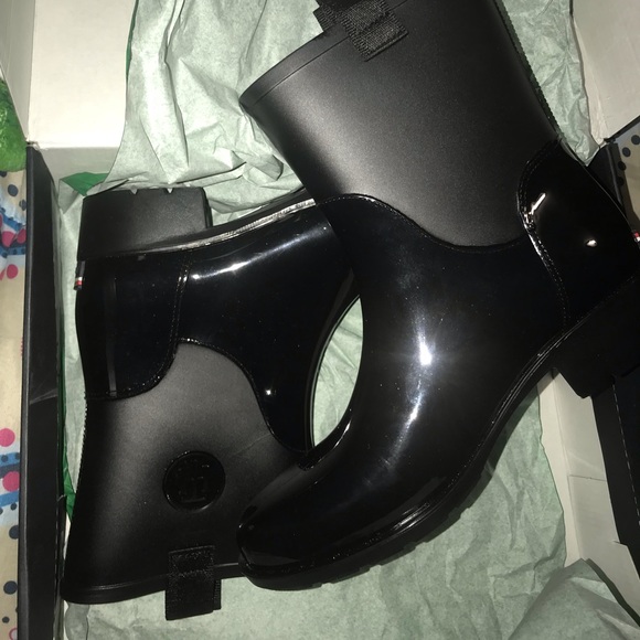 Rain Boots - Picture 4 of 8